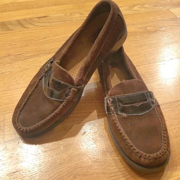 bass weejuns suede